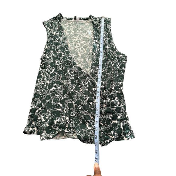 Eloquii Green White Plus Floral Print Work Office Faux Wrap Blouse Size 22/24 - Picture 8 of 8